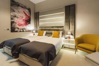 Отель Hotel Edma Александрия Стандартный двухместный номер с 1 кроватью или 2 отдельными кроватями и балконом-4